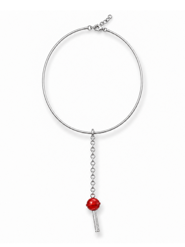 Cracking Love Necklace – complete necklace, studio packshot